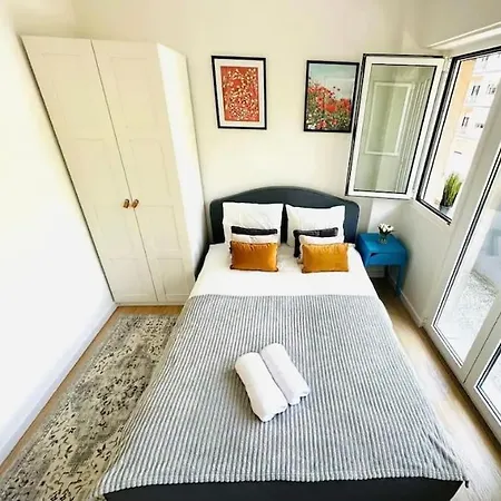 Crespo Flat Next To Avenida Liberdade Location Апартаменты *